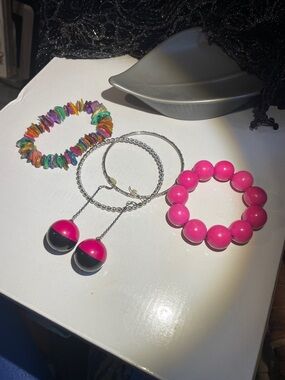 Colorful Beaded & Hoop Bracelet Set with Pink Accents